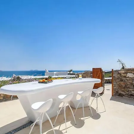 Chaniotis Jacuzzi & Pool