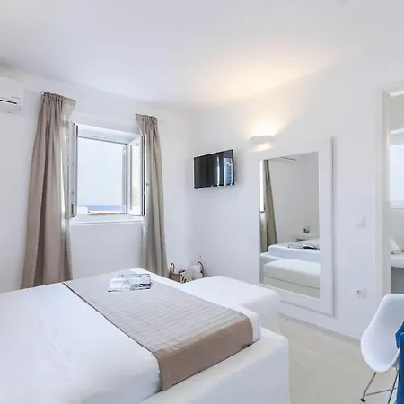 Chaniotis Jacuzzi & Pool *