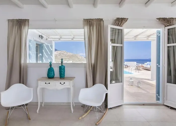 Chaniotis Jacuzzi & Pool Вилла